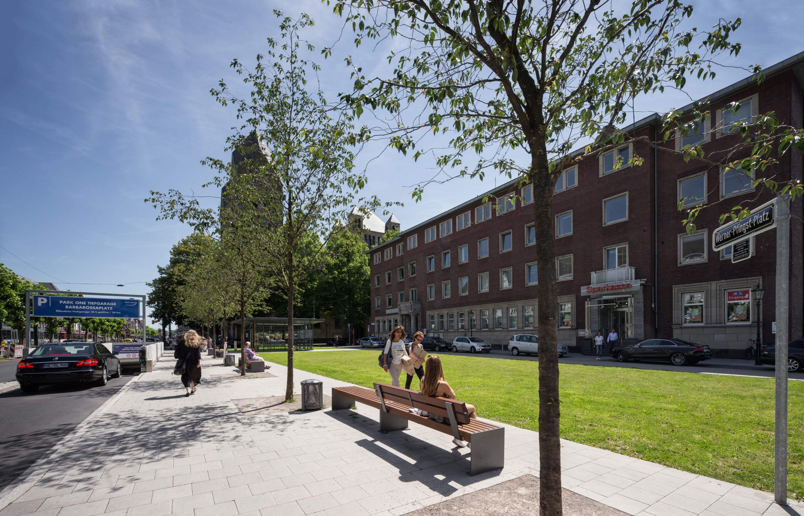 Barbarossaplatz Düsseldorf1